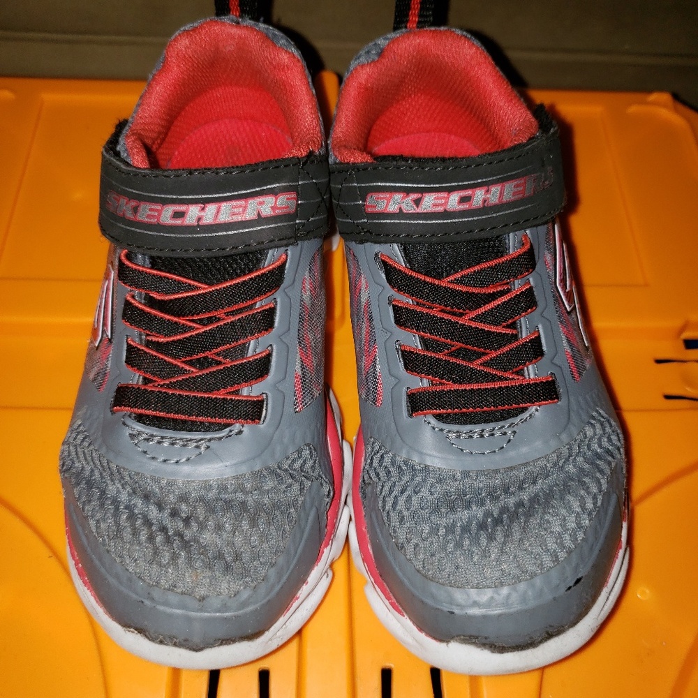 Skechers boy sneakers